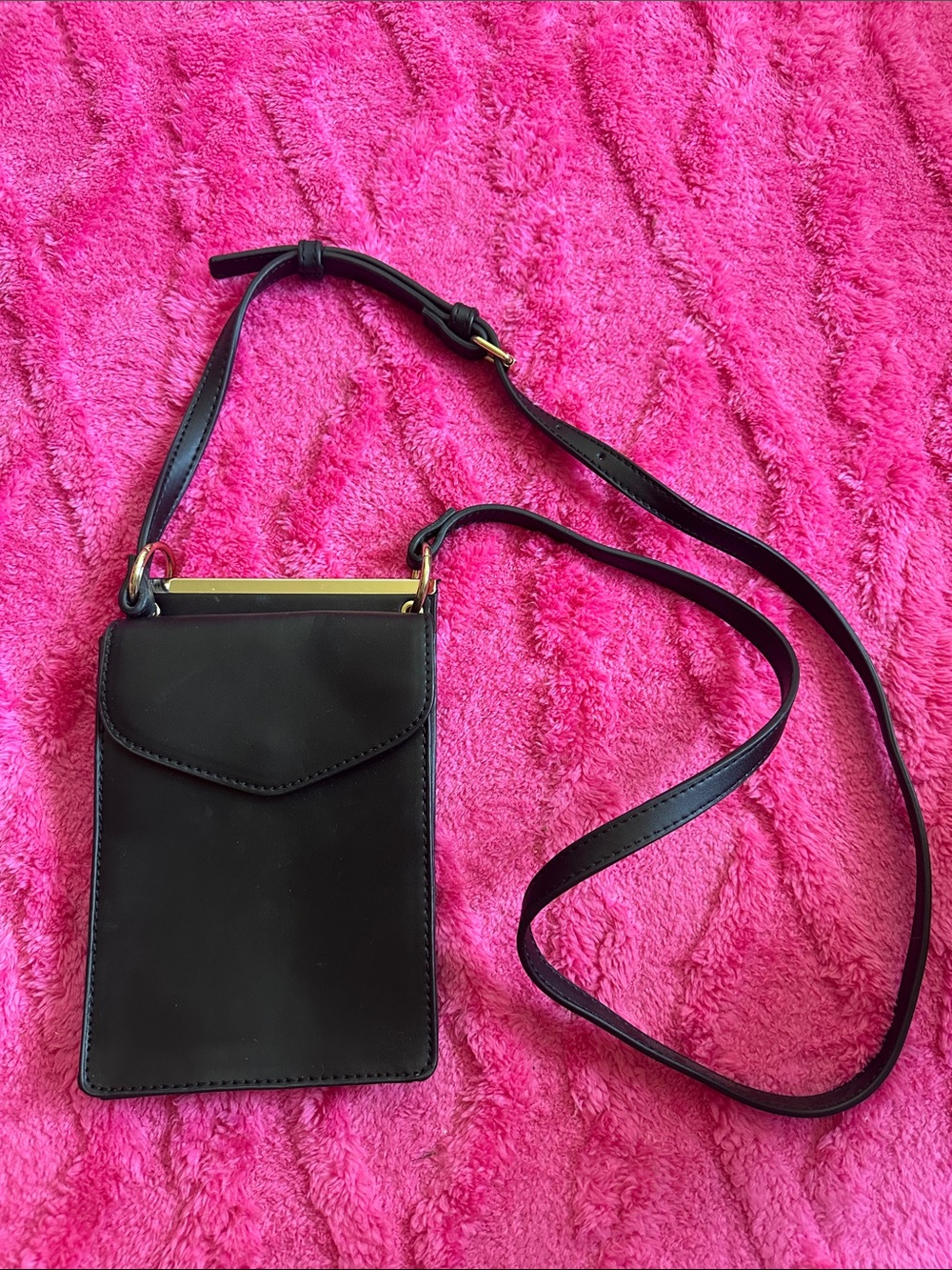 Women's Black Crossbody Phone Bag - Minimal faux Leather Shoulder Purse